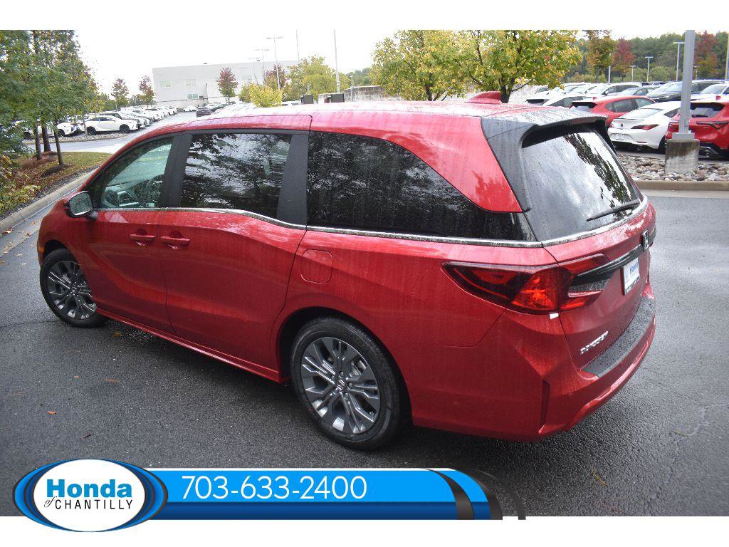New 2026 Honda Odyssey Touring image 7