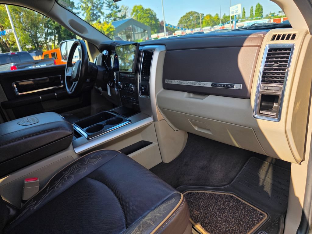 Used 2011 RAM 3500 Laramie Longhorn AWD/4WD image 22