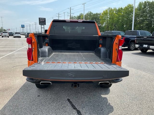 Used 2022 Chevrolet Silverado 1500 LT Trail Boss w/ LPO, Dark Essentials Package AWD/4WD image 17