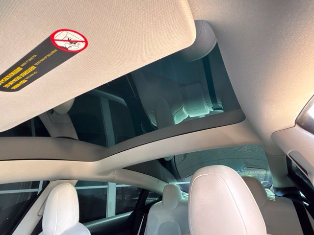 Used 2022 Tesla Model 3 Performance AWD/4WD image 16