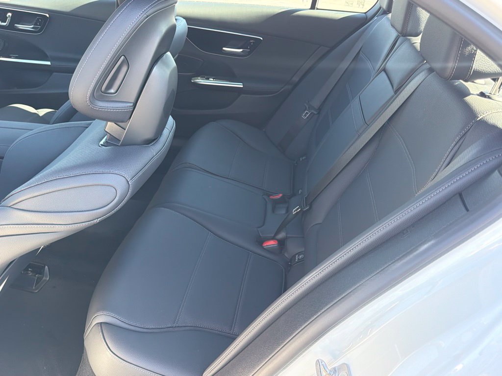 New 2026 Mercedes-Benz C 300 Sedan image 31