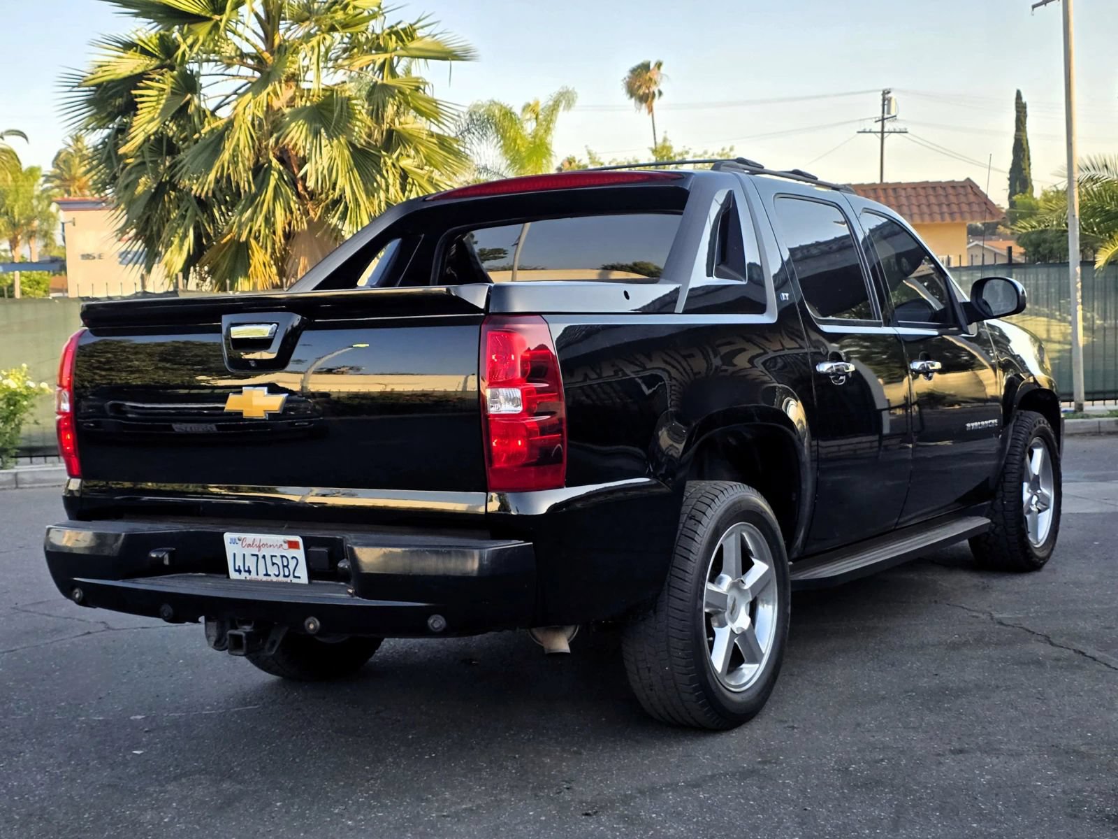 Used 2012 Chevrolet Avalanche LT w/ All-Star Edition RWD image 3