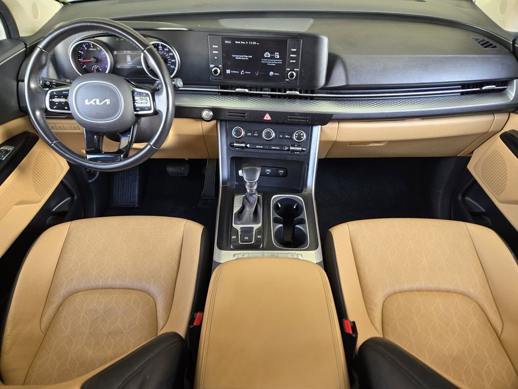 Used 2022 Kia Carnival LX image 24