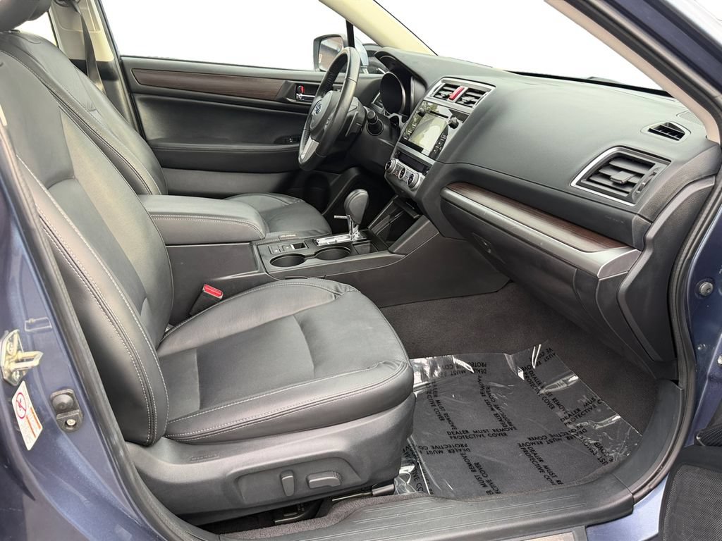 Used 2016 Subaru Legacy 3.6R Limited AWD/4WD image 6