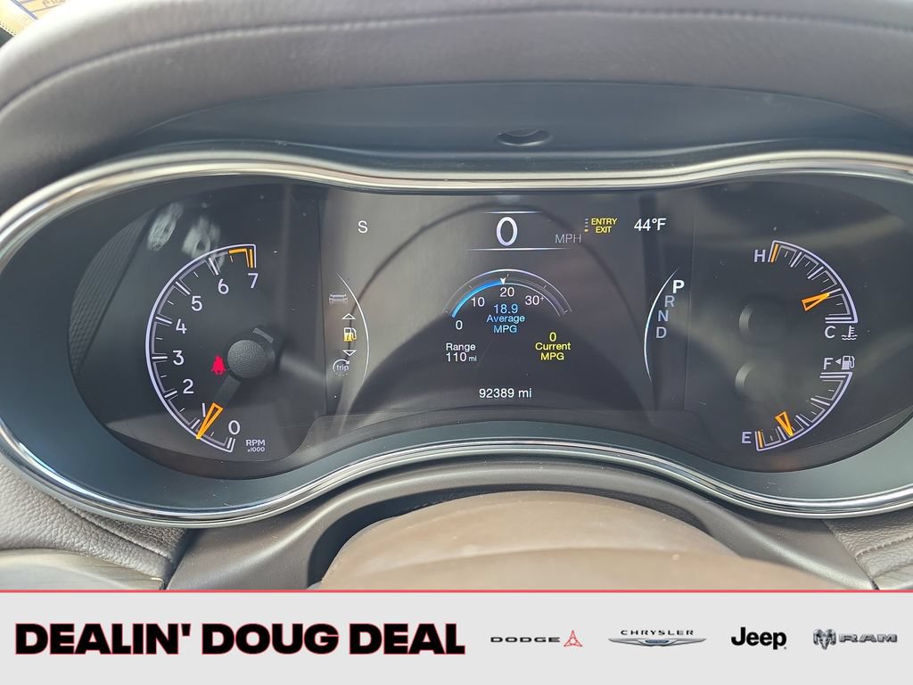 Used 2019 Jeep Grand Cherokee Overland AWD/4WD image 16
