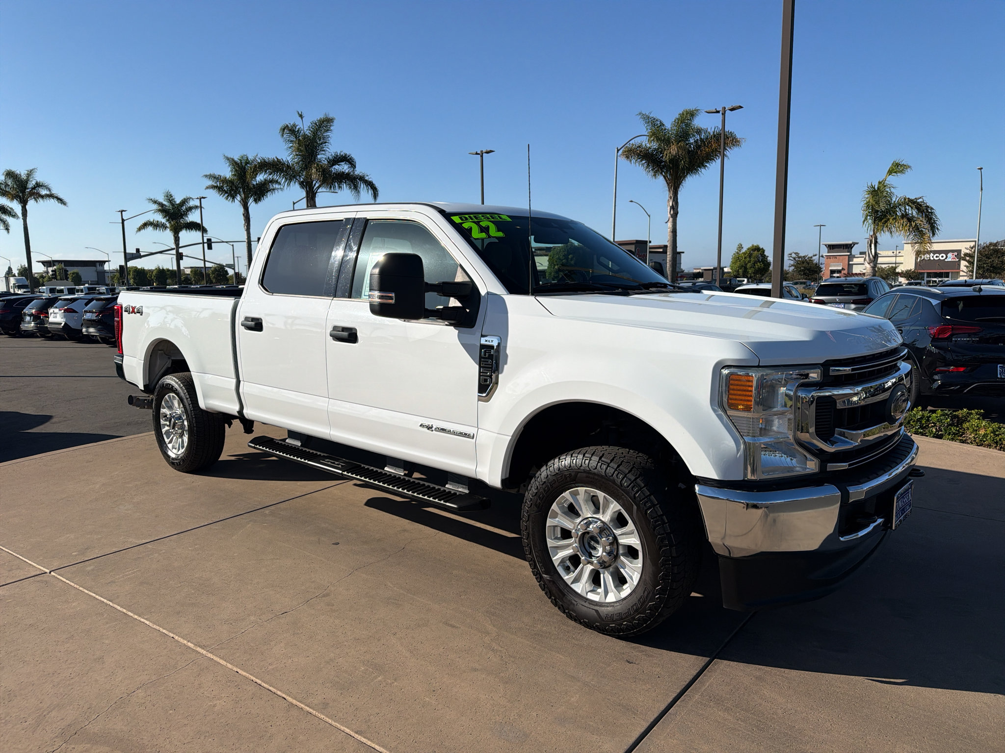Used 2022 Ford F250 XLT AWD/4WD image 3