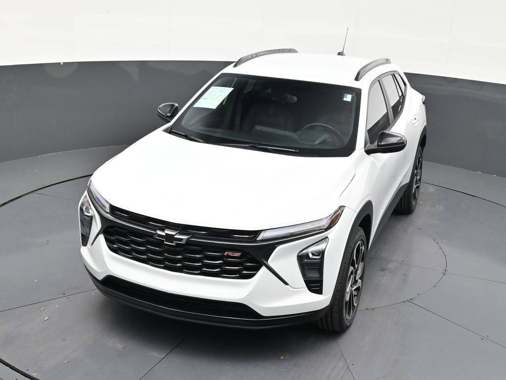Used 2024 Chevrolet Trax RS FWD image 20