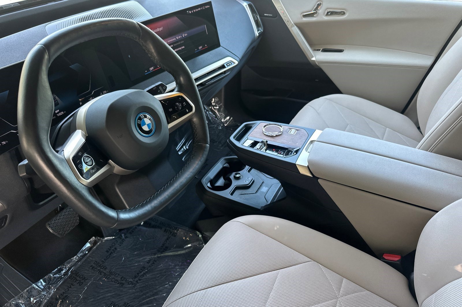 Certified 2023 BMW iX xDrive50 w/ Premium Package AWD/4WD image 11