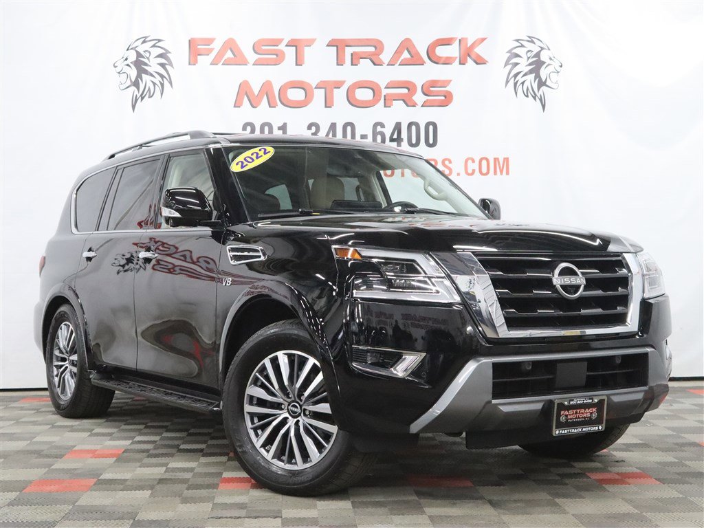 Used 2022 Nissan Armada SL w/ Captain's Chairs Package image 3