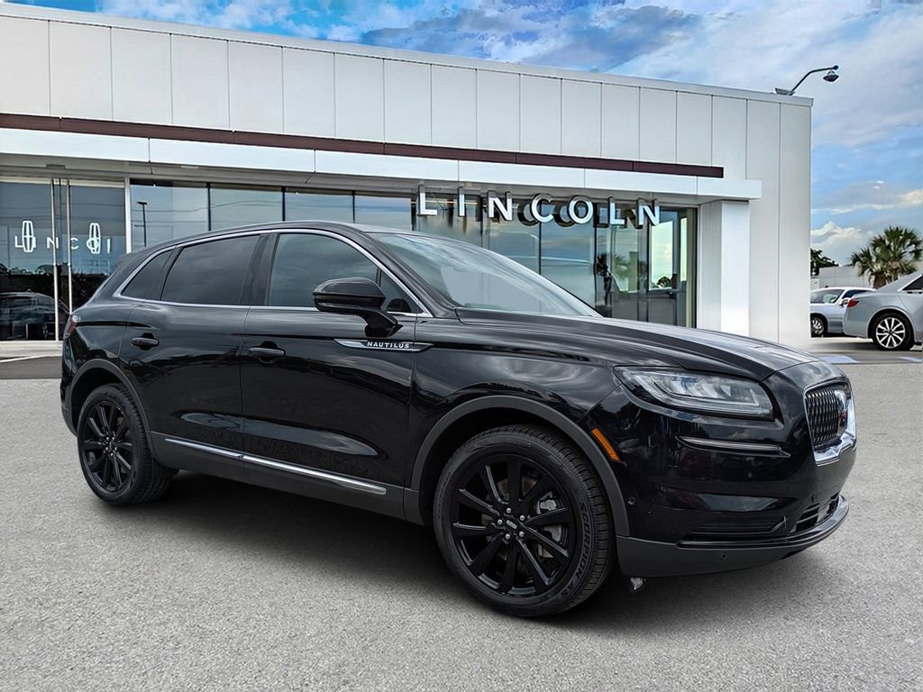 Certified 2023 Lincoln Nautilus Reserve w/ Equipment Group 201A AWD/4WD image 1