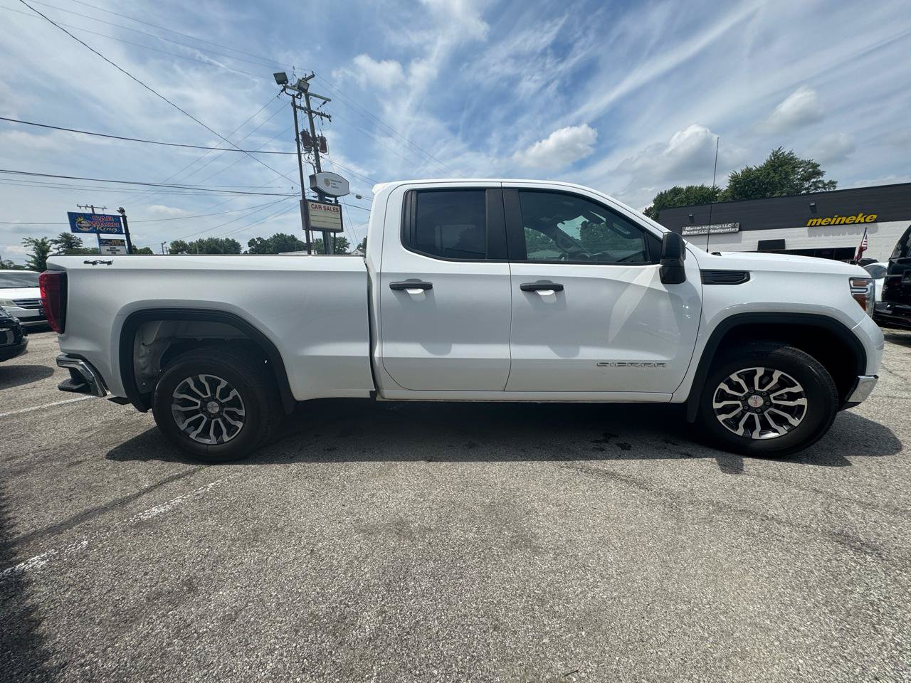 Used 2022 GMC Sierra 1500 Pro w/ Convenience Package AWD/4WD image 10