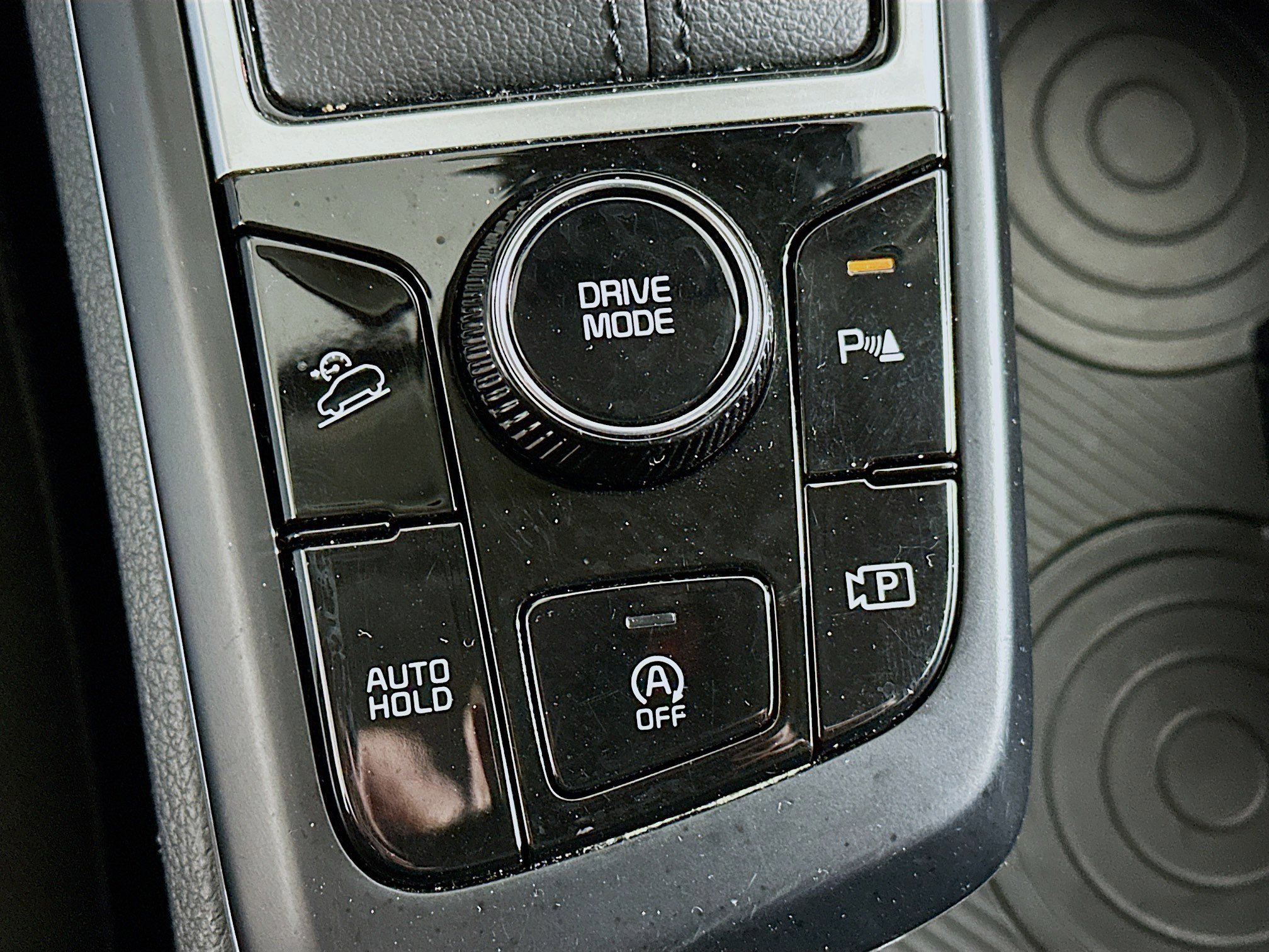 Used 2025 Kia Sportage LX image 25