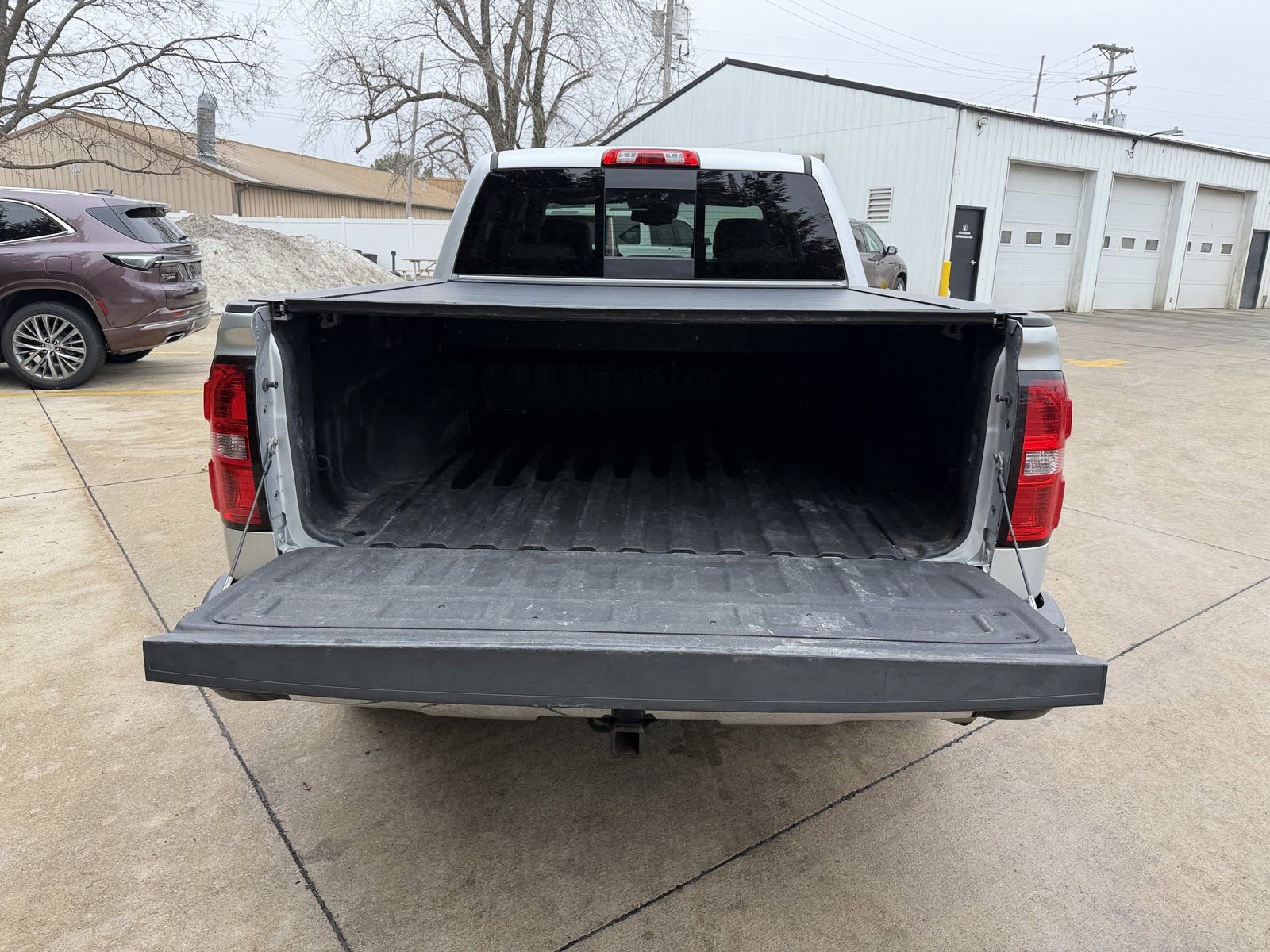 Used 2015 GMC Sierra 1500 SLT w/ SLT Crew Cab Value Package image 33