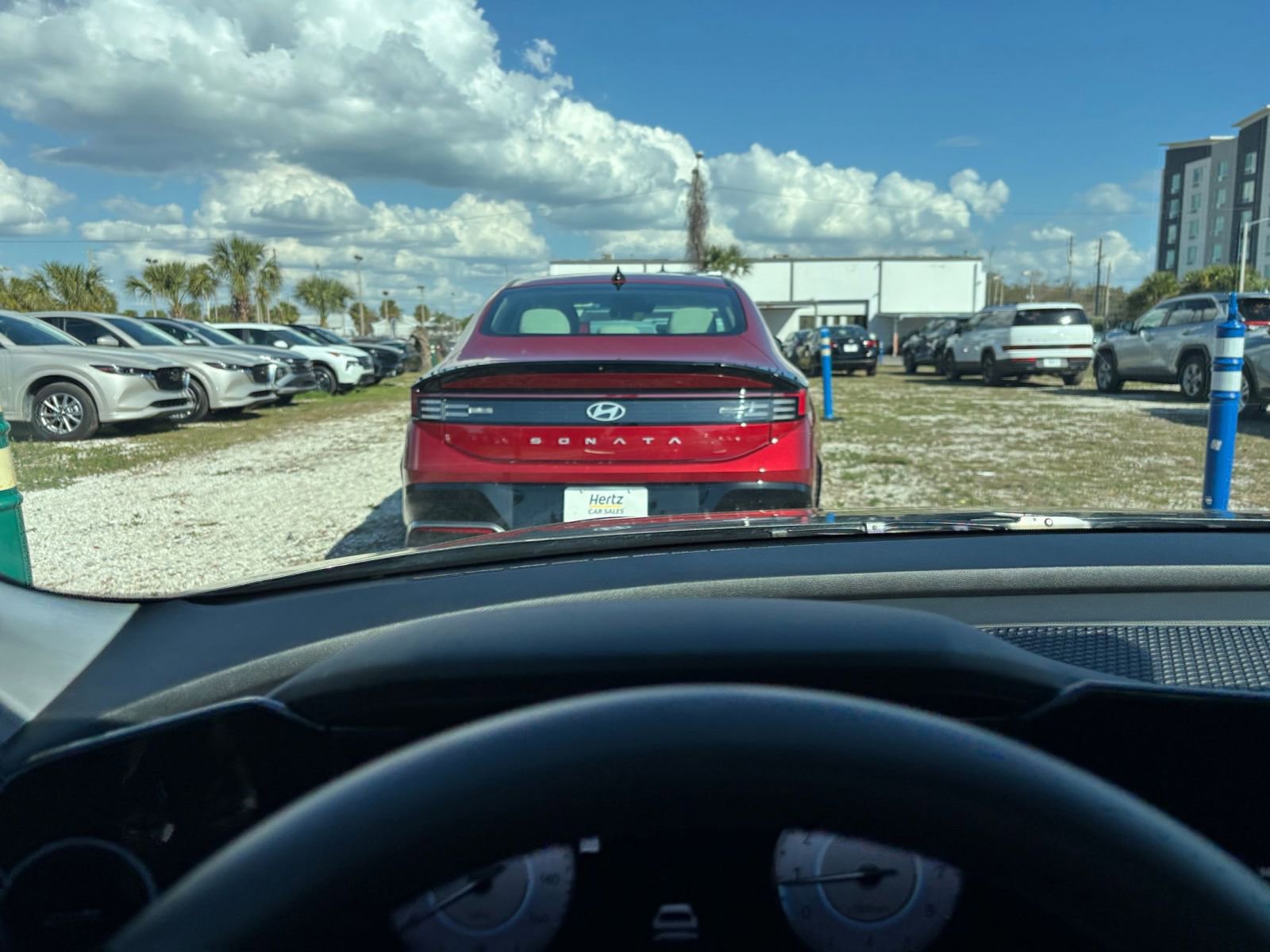 Used 2025 Hyundai Elantra SEL image 15