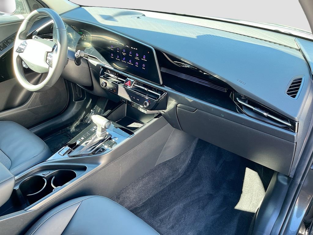 Certified 2024 Kia Niro EX image 33