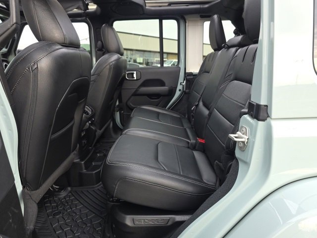 Used 2023 Jeep Wrangler Unlimited Sahara w/ Cold Weather Group image 33