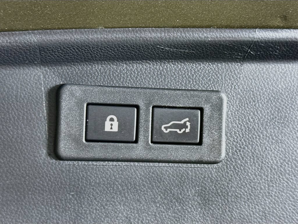 Used 2022 Subaru Outback Limited AWD/4WD image 32