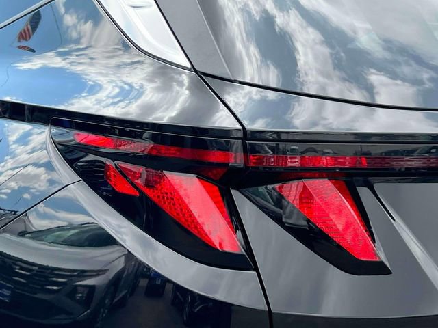 Certified 2025 Hyundai Tucson SEL AWD/4WD image 11