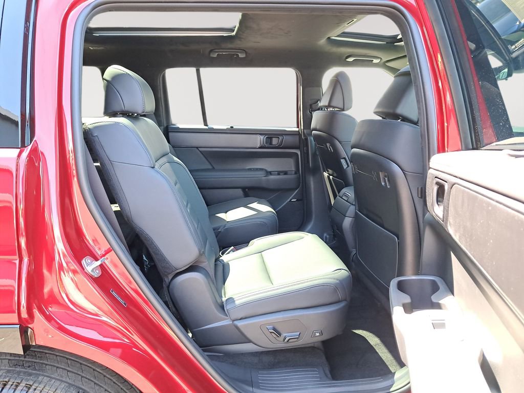 New 2025 Hyundai Santa Fe Calligraphy image 16