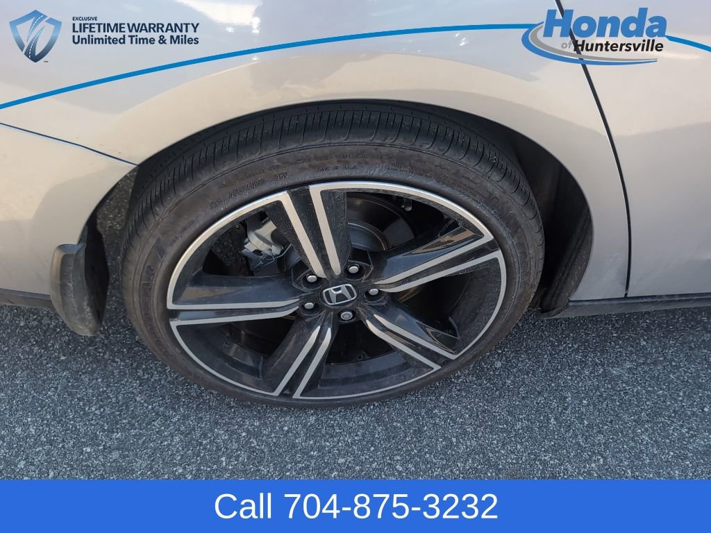 Used 2023 Honda Accord Sport image 10
