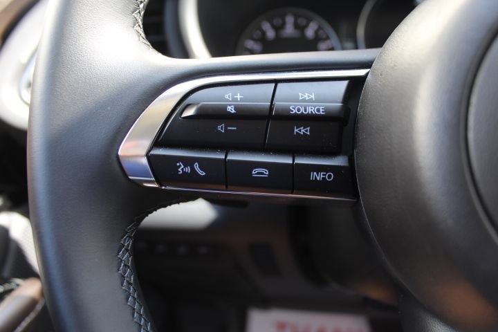 Used 2025 MAZDA CX-30 AWD 2.5 S w/ Premium Package image 19