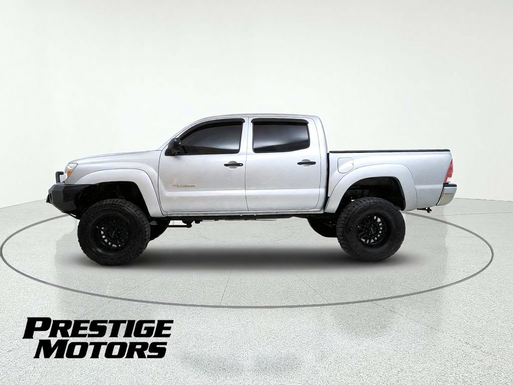 Used 2013 Toyota Tacoma 4x4 Double Cab w/ SR5 Pkg image 4