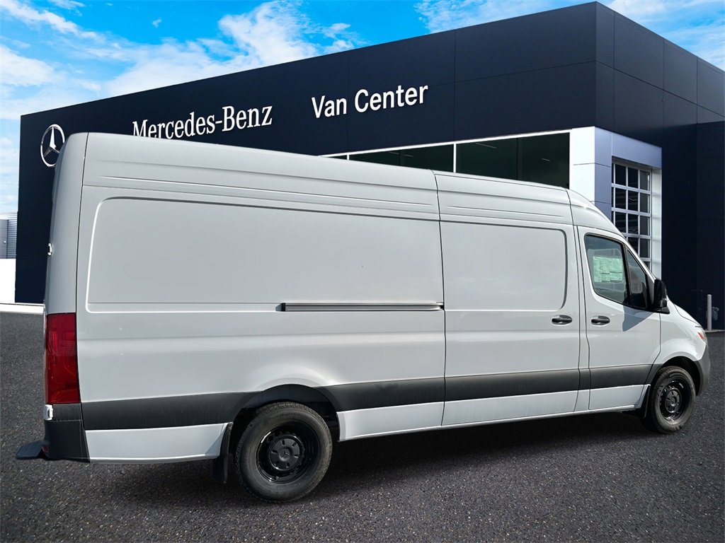 New 2025 Mercedes-Benz Sprinter 2500 image 3