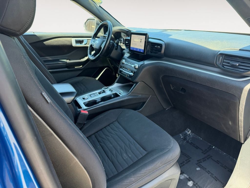 Used 2020 Ford Explorer XLT AWD/4WD image 26