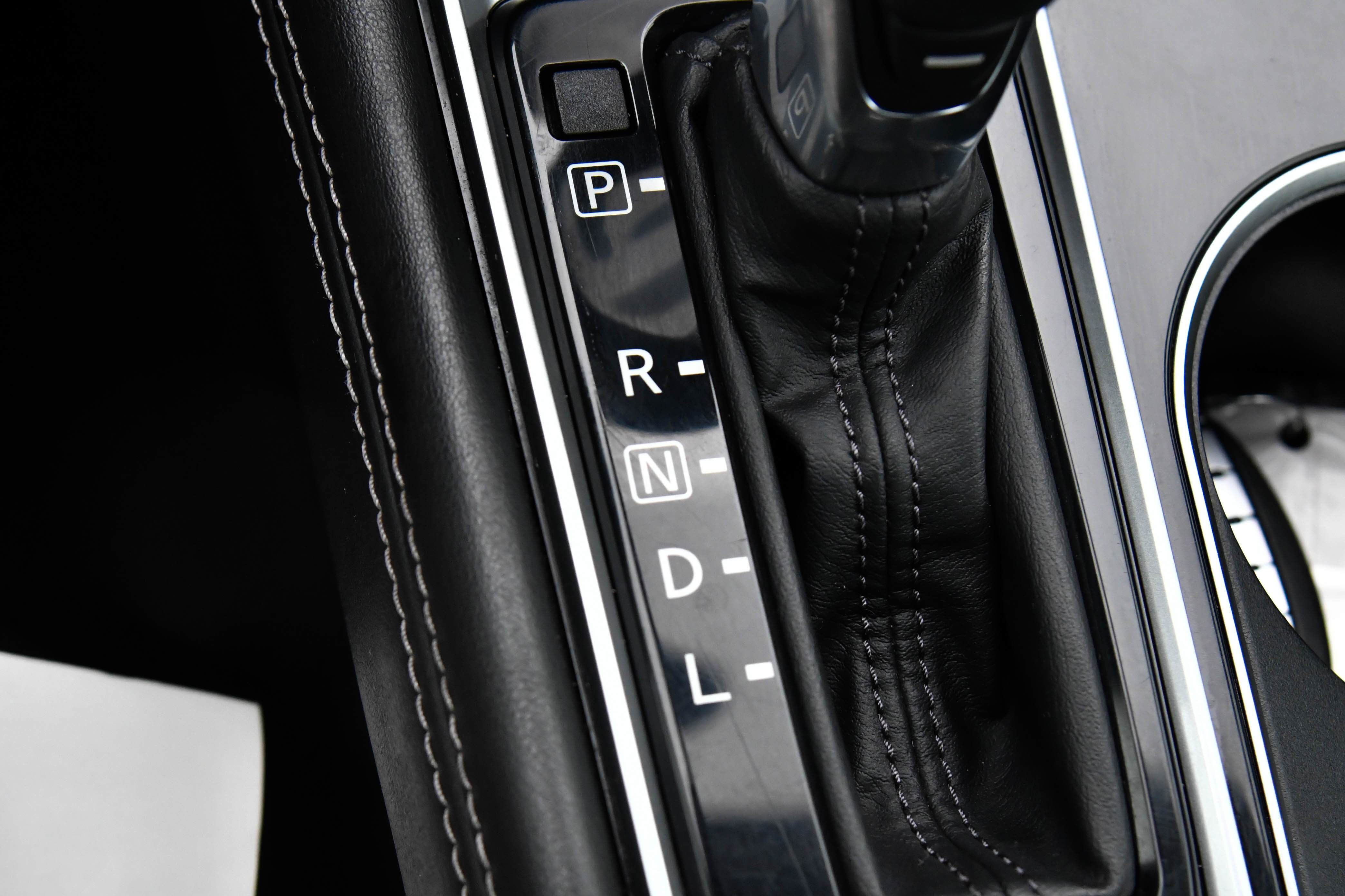 Used 2023 Nissan Altima 2.5 SV image 25