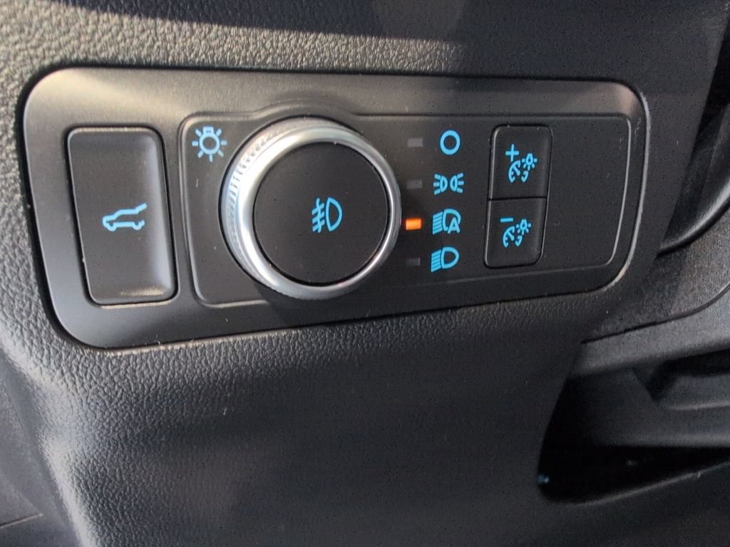 Used 2022 Ford Escape Titanium w/ Class II Trailer Tow Package AWD/4WD image 13