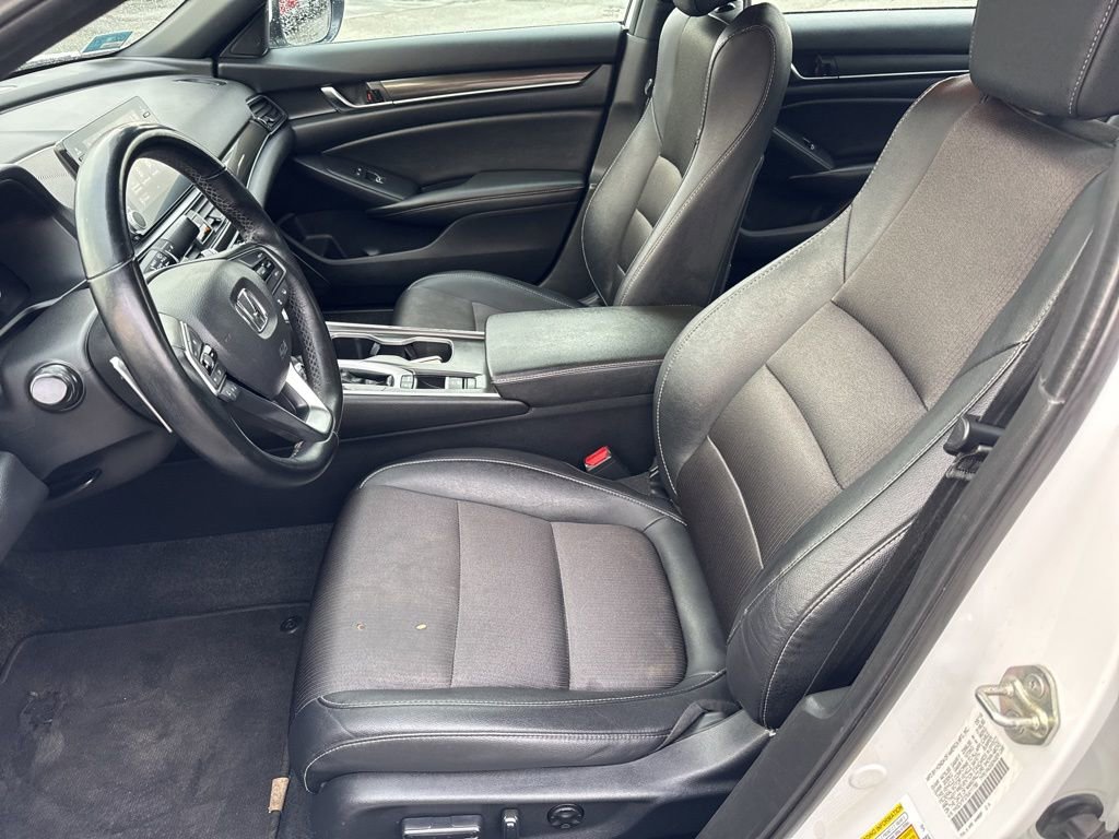 Used 2019 Honda Accord Sport image 16