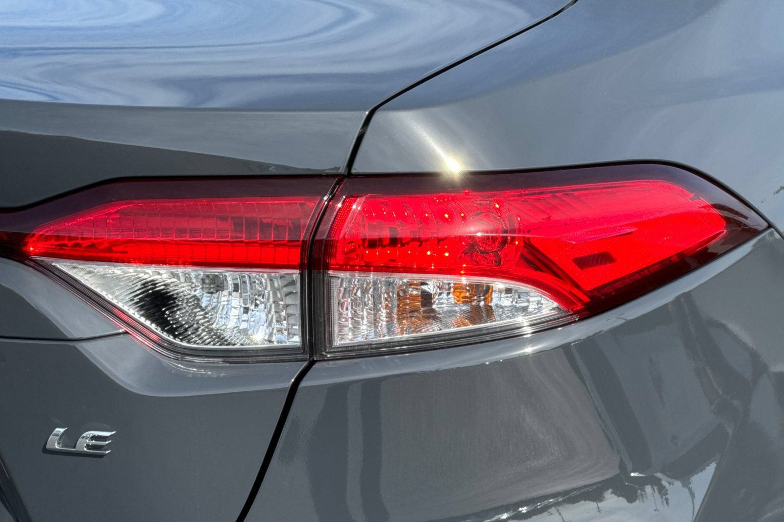 New 2026 Toyota Corolla LE w/ LE Premium Package FWD image 28