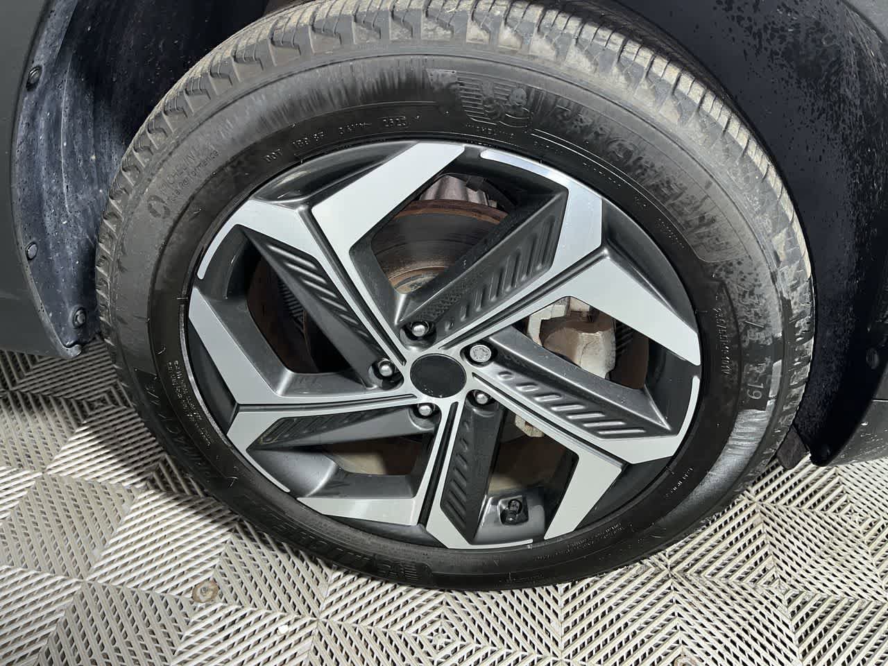 Used 2024 Hyundai Tucson Limited image 9