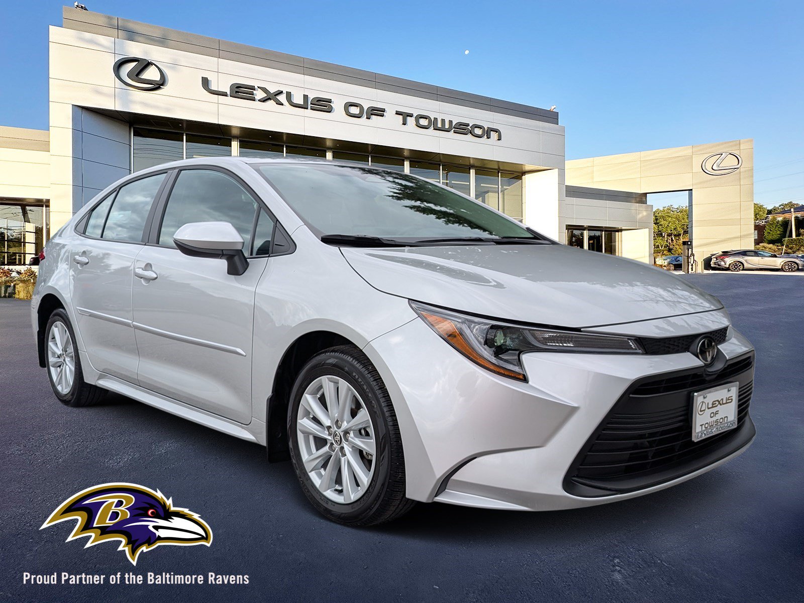 Used 2026 Toyota Corolla LE w/ LE Premium Package FWD image 1