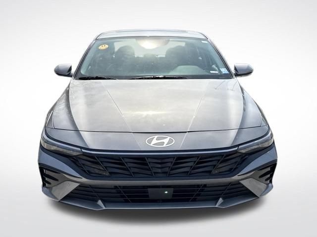 Certified 2024 Hyundai Elantra Limited image 10