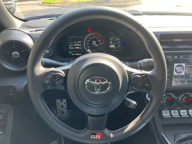 Used 2024 Toyota GR86 Premium RWD image 11