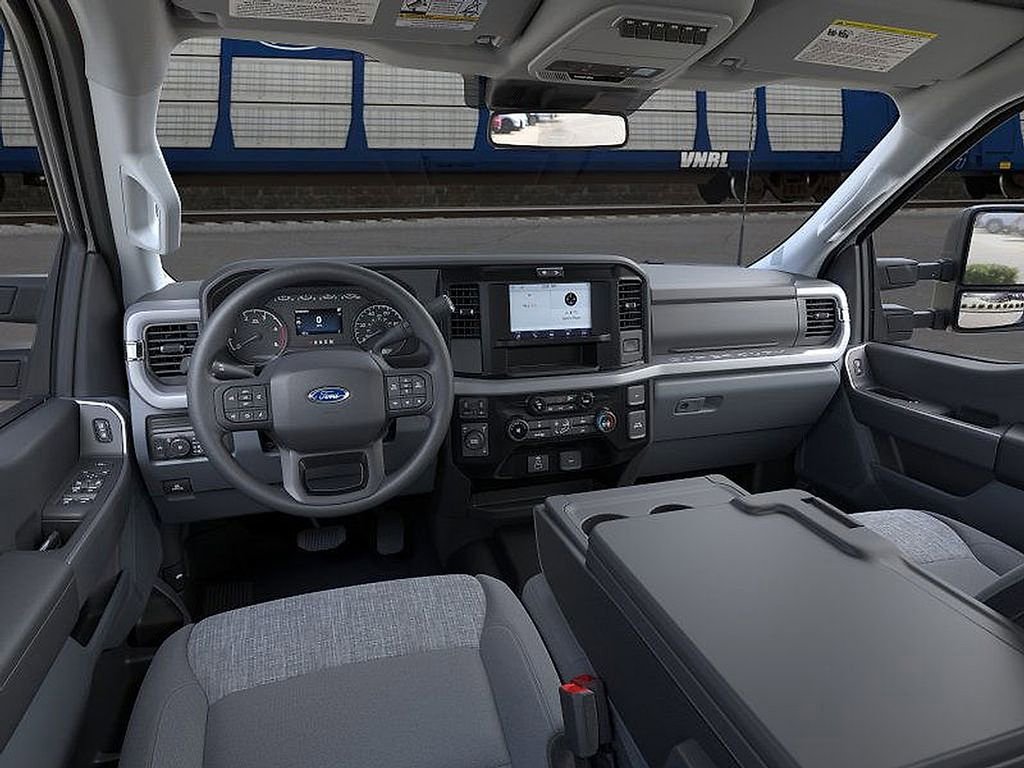 New 2026 Ford F450 XLT image 9
