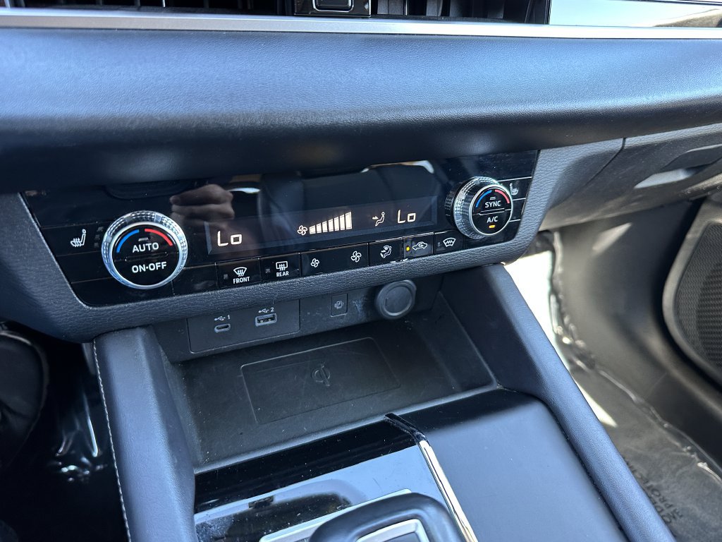 Used 2024 Mitsubishi Outlander SE AWD/4WD image 32