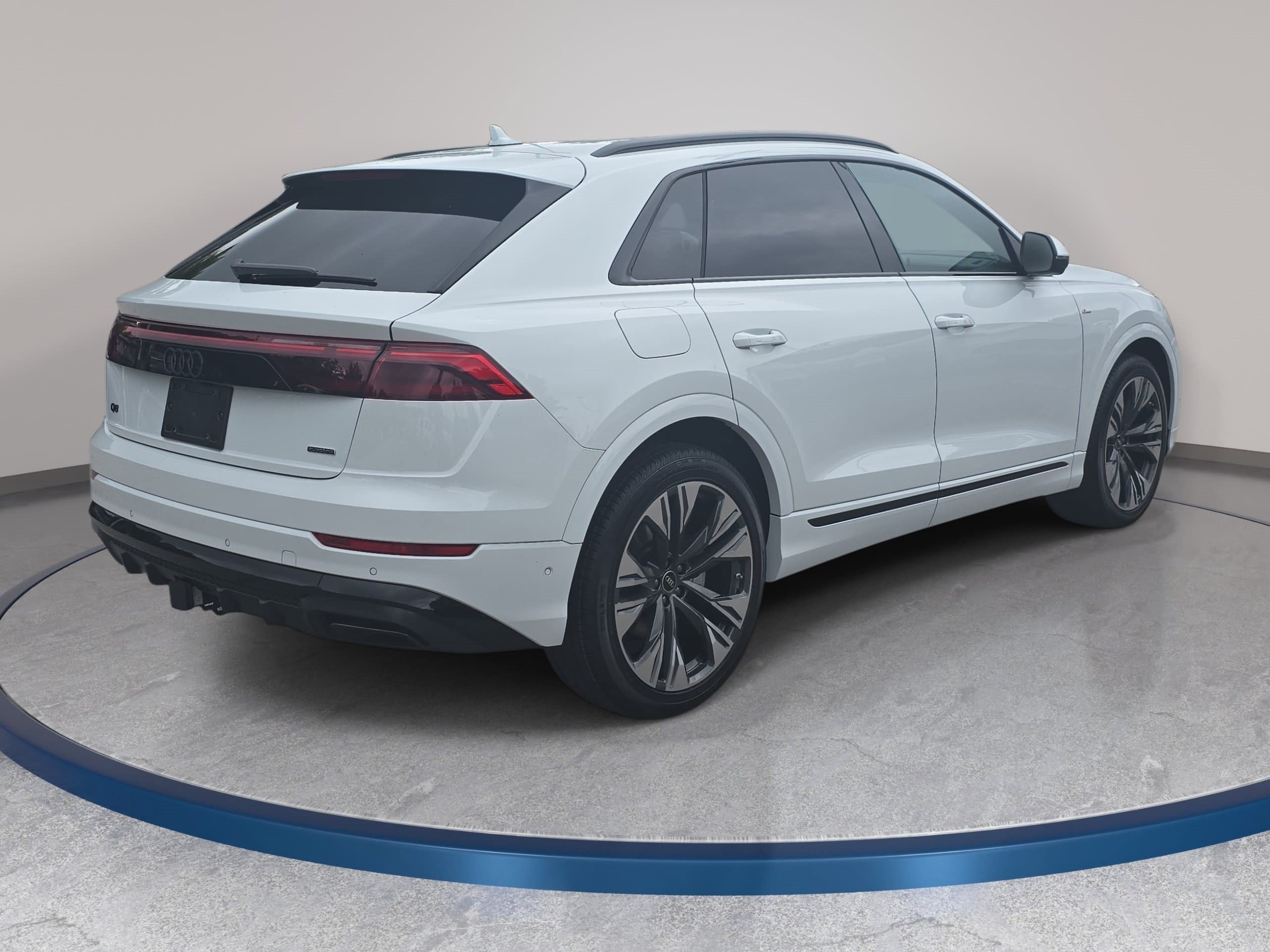 New 2027 Audi Q8 Premium Plus AWD/4WD image 5