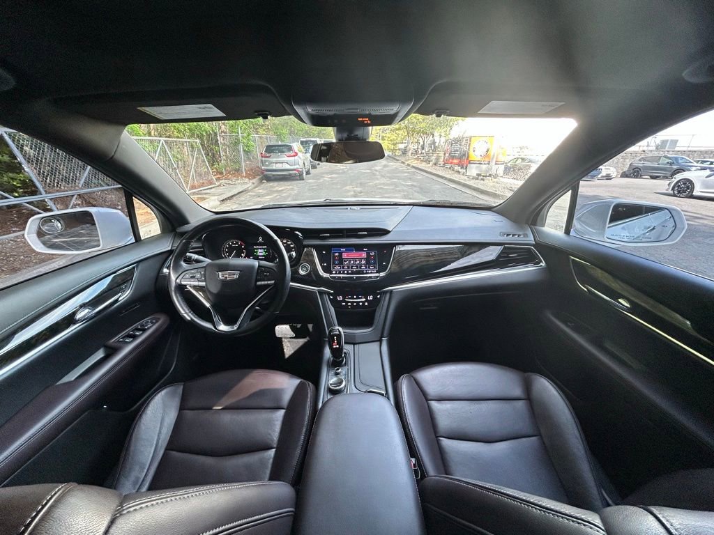 Used 2020 Cadillac XT6 Premium Luxury FWD image 11