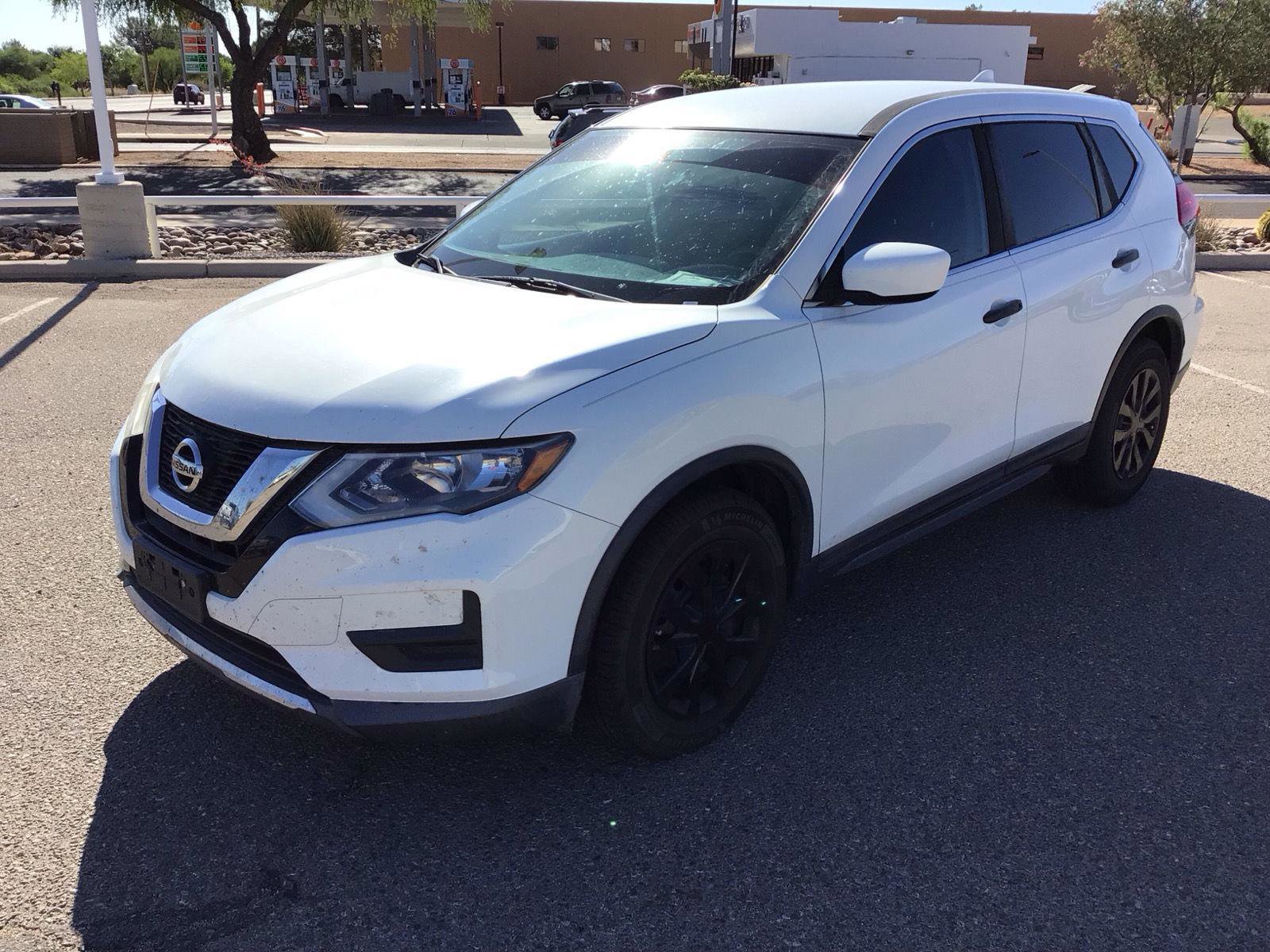 Used 2017 Nissan Rogue S FWD video 1