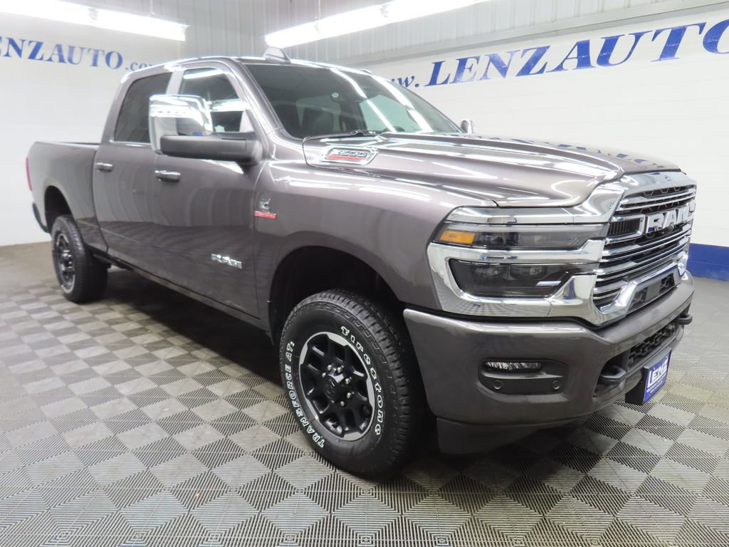 Used 2026 RAM 2500 Laramie AWD/4WD image 3