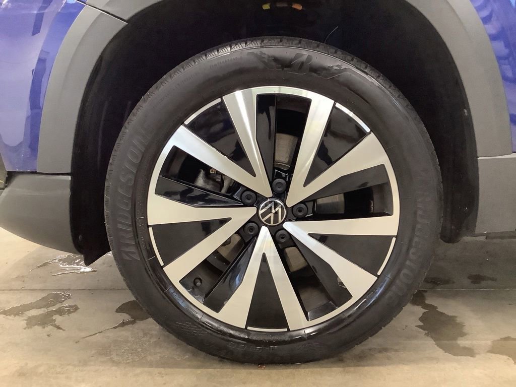 Used 2022 Volkswagen Taos SE AWD/4WD image 14