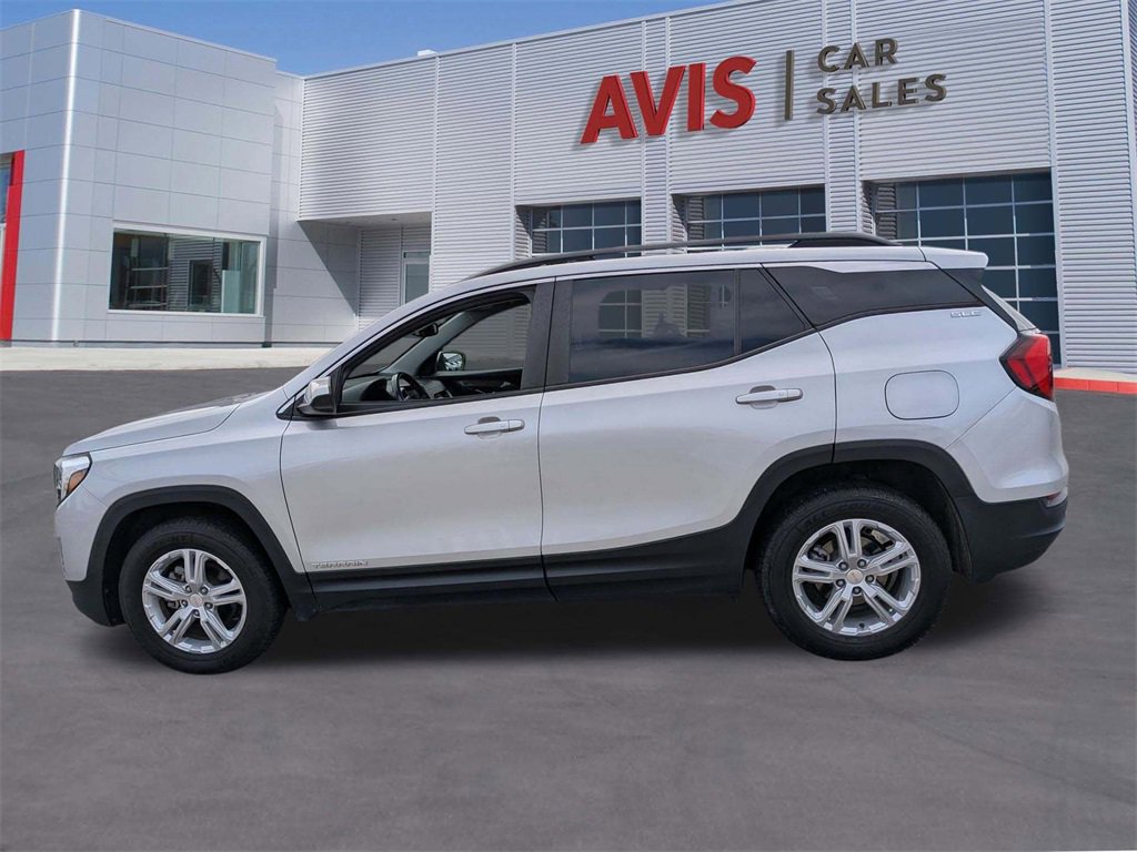 Used 2021 GMC Terrain SLE w/ Driver Convenience Package image 10