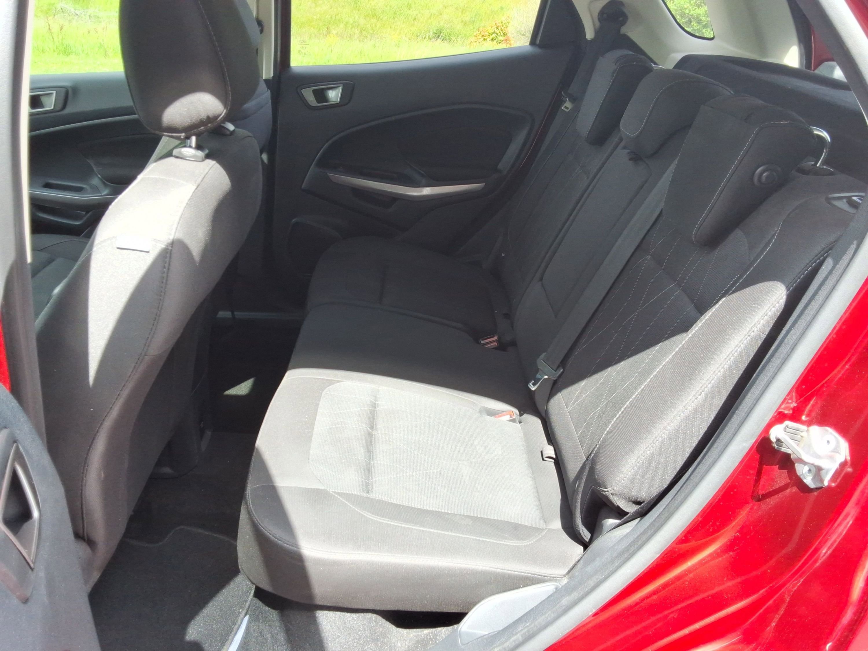 Used 2020 Ford EcoSport SE FWD image 29