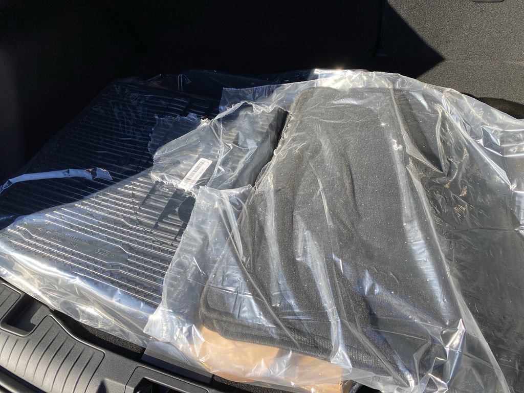 New 2026 Ford Escape ST-Line w/ Tech Pack #1 image 17