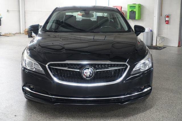 Used 2017 Buick LaCrosse Essence FWD image 2