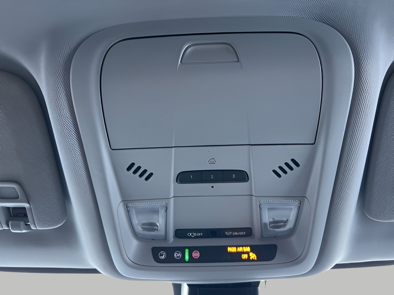 Used 2024 Chevrolet Blazer LT w/ Convenience Package image 17