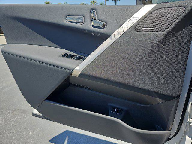 New 2026 BMW iX xDrive60 w/ Executive Package image 28