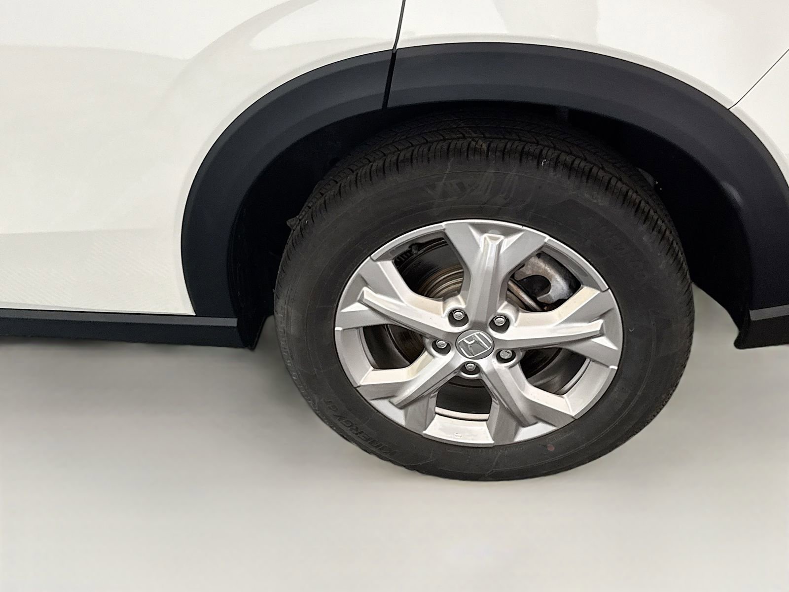 Used 2025 Honda HR-V LX image 13